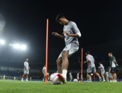 Banyak Pemain Absen Tak Kurangi Kesiapan PERSIB Lawan Borneo FC